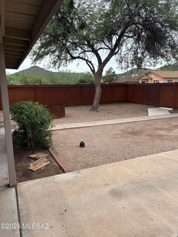 248 N Melrose Avenue, Tucson, AZ 85745
