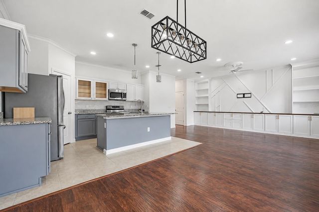 2270 HEMINGWAY CIRCLE, Groveland, FL 34736
