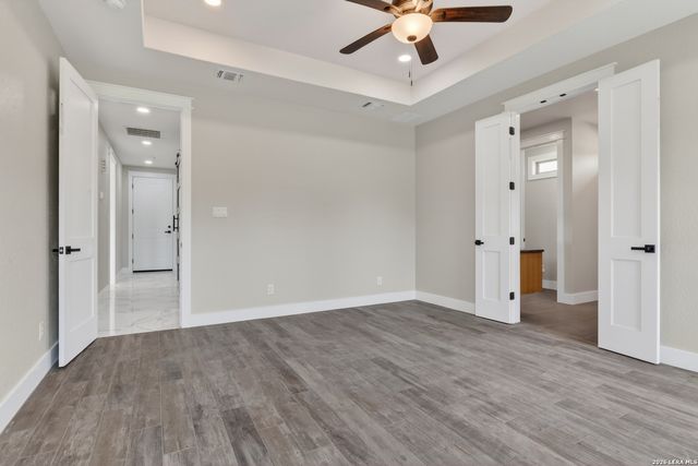 490 North Star Dr, Bandera, TX 78003