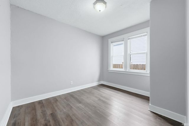 3926 Avondale Drive, Fort Wayne, IN 46806