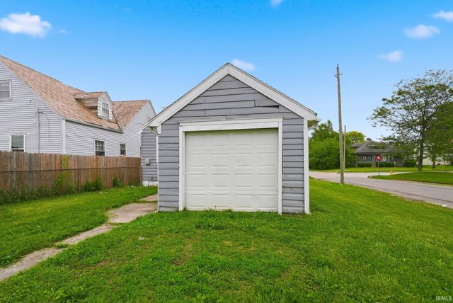 3926 Avondale Drive, Fort Wayne, IN 46806