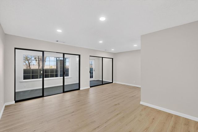 503 Maddox Loop, Rio Communities, NM 87002