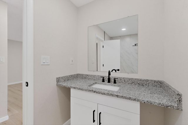 503 Maddox Loop, Rio Communities, NM 87002