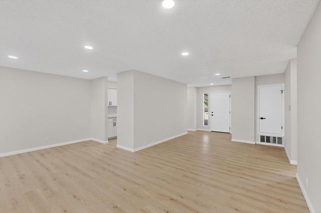 503 Maddox Loop, Rio Communities, NM 87002