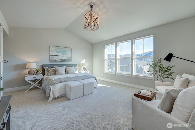 651 S Juli Avenue, East Wenatchee, WA 98802