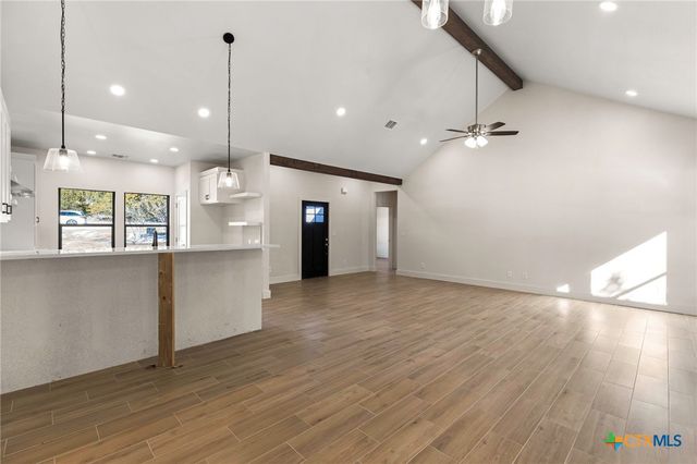 1595 Rocky Ridge Loop, Canyon Lake, TX 78133