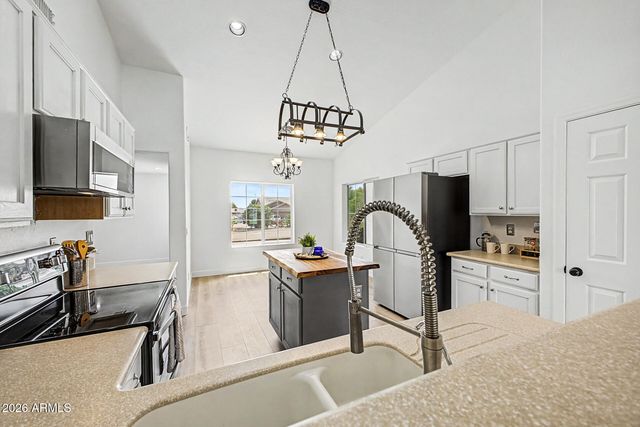 25288 W ILLINI Street, Buckeye, AZ 85326