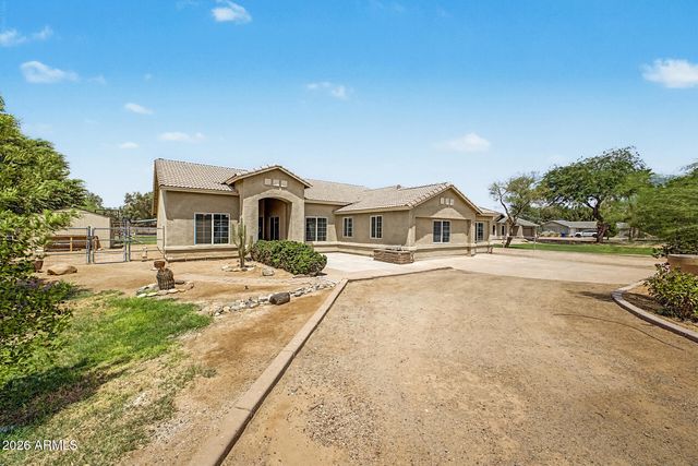 25288 W ILLINI Street, Buckeye, AZ 85326