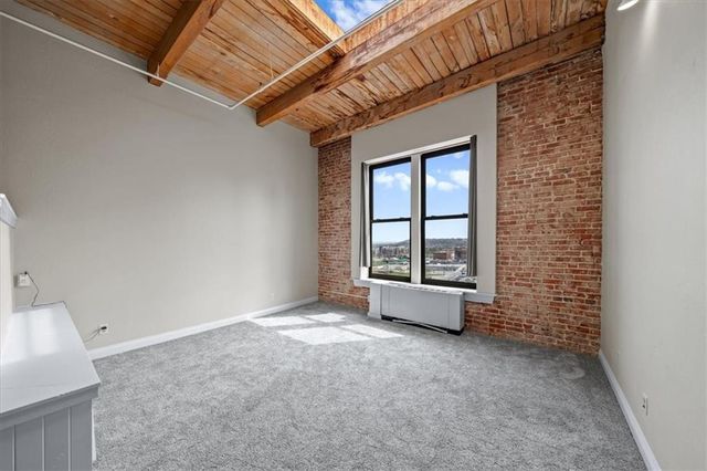 308 W 8th Street 712, Kansas City, MO 64105