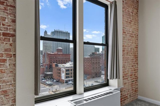308 W 8th Street 712, Kansas City, MO 64105