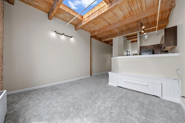 308 W 8th Street 712, Kansas City, MO 64105