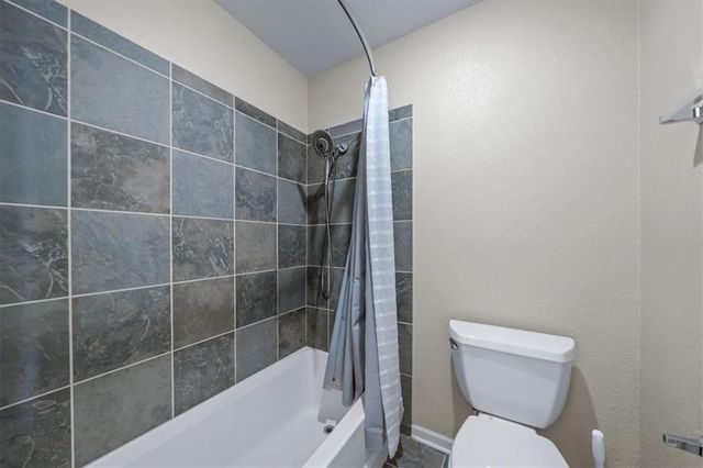 308 W 8th Street 712, Kansas City, MO 64105