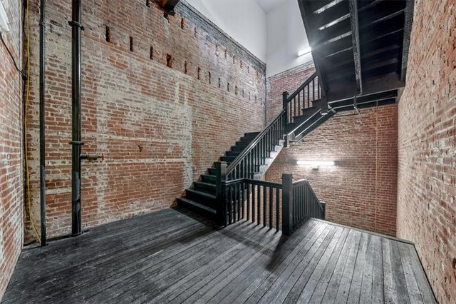 308 W 8th Street 712, Kansas City, MO 64105