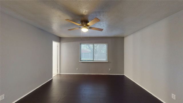 3233 Chancellorsville Drive, Forest Hill, TX 76140