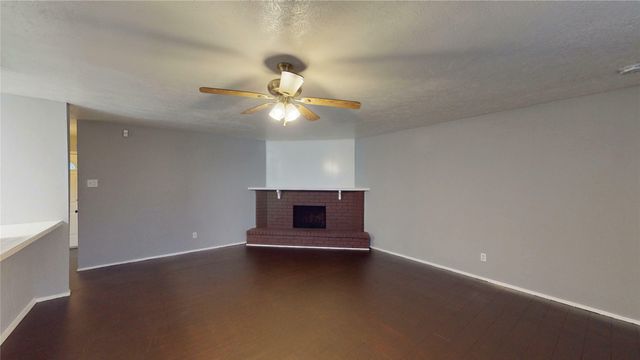 3233 Chancellorsville Drive, Forest Hill, TX 76140