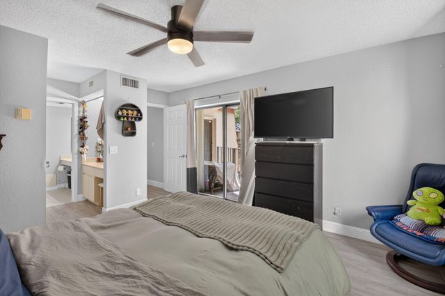 22976 Oxford Place C, Boca Raton, FL 33433