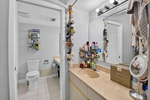 22976 Oxford Place C, Boca Raton, FL 33433