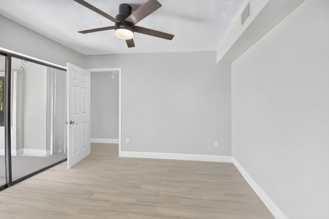 22976 Oxford Place C, Boca Raton, FL 33433