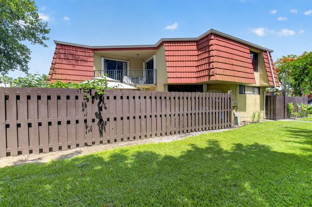 22976 Oxford Place C, Boca Raton, FL 33433
