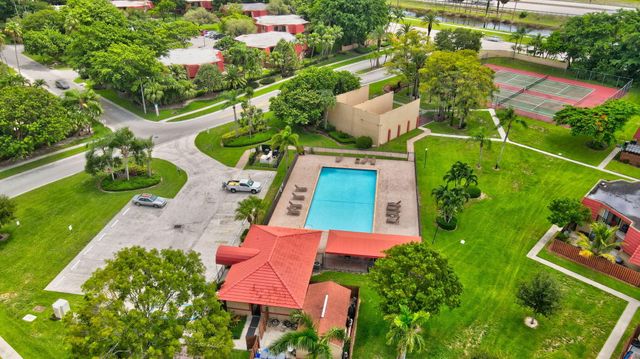 22976 Oxford Place C, Boca Raton, FL 33433
