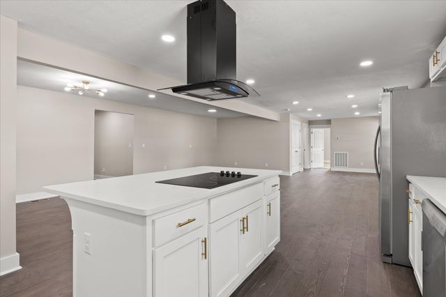 325 10th Street W, Jasper, TN 37347
