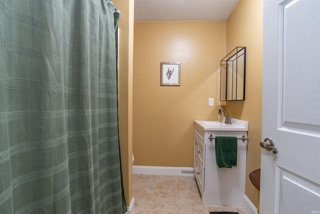 4335 N Rindle Lane, Bloomington, IN 47404