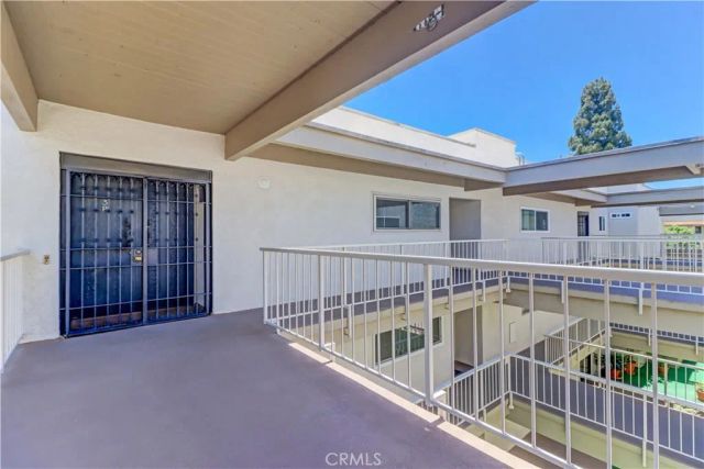 3242 San Amadeo 3F, Laguna Woods, CA 92637