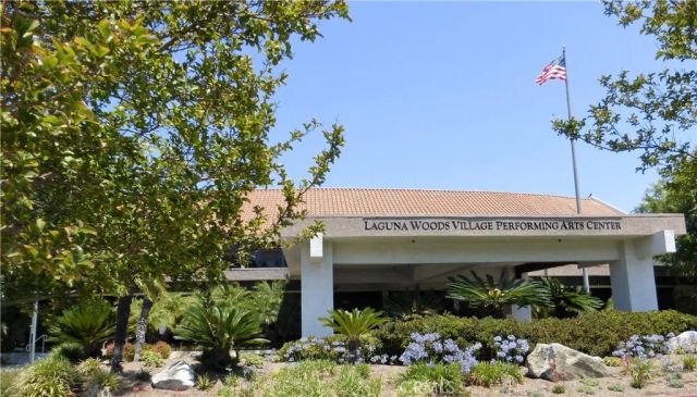 3242 San Amadeo 3F, Laguna Woods, CA 92637