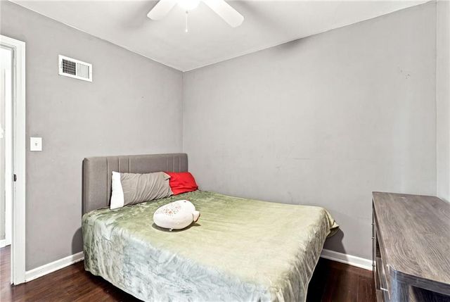 4014 Monroe Avenue, Kansas City, MO 64130