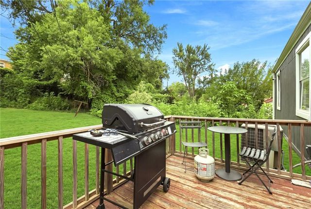 4014 Monroe Avenue, Kansas City, MO 64130