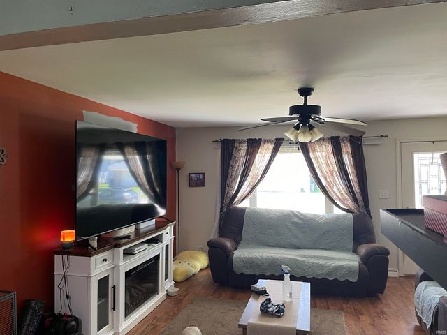 1708 W Glenn Ellyn Drive, Muncie, IN 47304