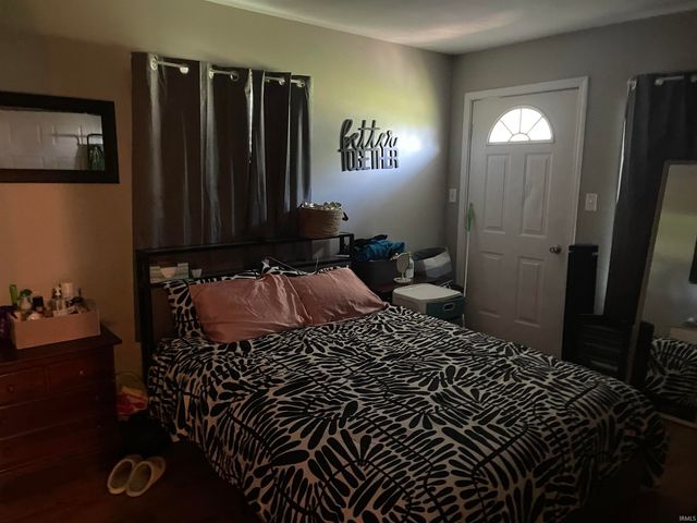 1708 W Glenn Ellyn Drive, Muncie, IN 47304