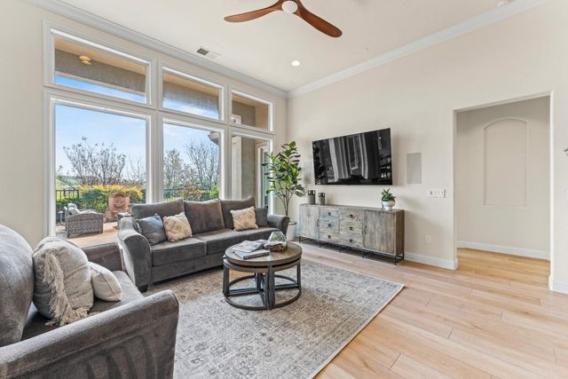 6043 Southerness Dr, El Dorado Hills, CA 95762