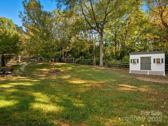 111 Shade Tree Circle, Fort Mill, SC 29715