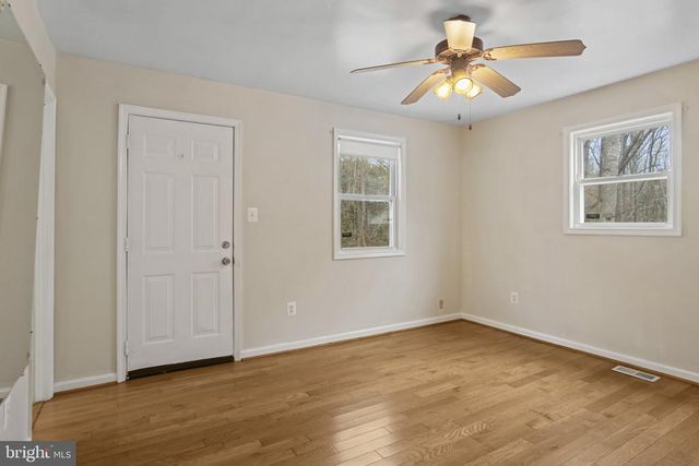 11013 FOREST HOLLOW DR, Bumpass, VA 23024