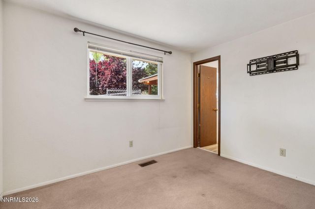 14005 Perlite Drive, Reno, NV 89521