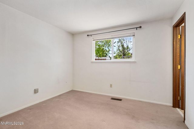 14005 Perlite Drive, Reno, NV 89521