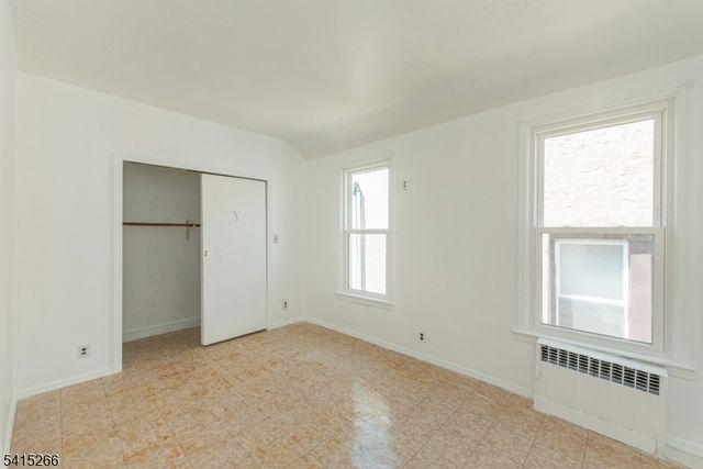 136 W 56Th St, Bayonne City, NJ 07002