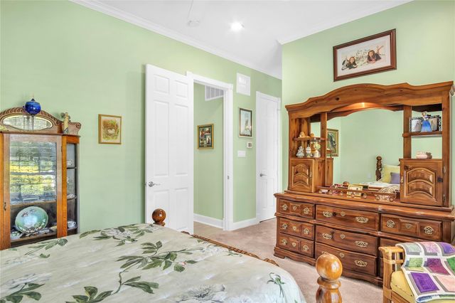 204 Oak Drive, Friendswood, TX 77546