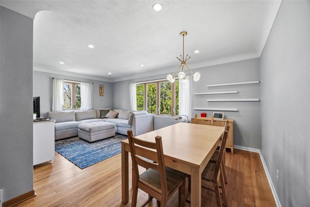 1472 Parkwood Drive SE, Cedar Rapids, IA 52403