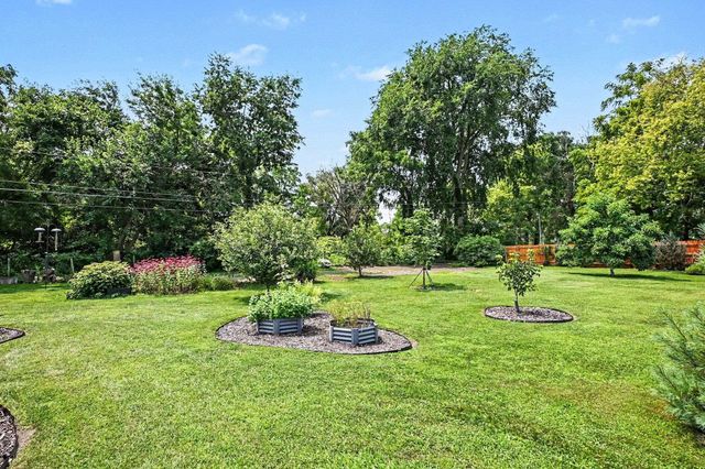 24434 Park Shore Drive, Elkhart, IN 46517