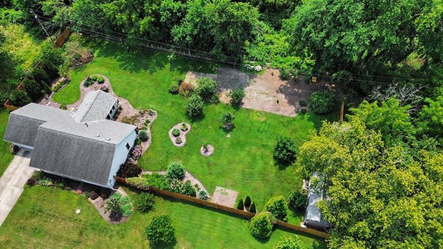 24434 Park Shore Drive, Elkhart, IN 46517