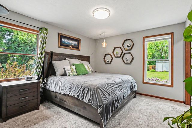 24434 Park Shore Drive, Elkhart, IN 46517