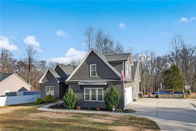 8402 Spearman Road, Reidsville, NC 27320