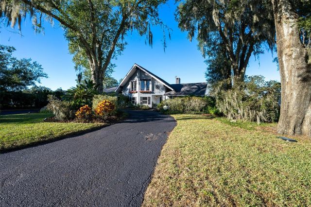 9807 WEDGEWOOD LANE, Leesburg, FL 34788