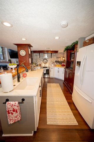 9807 WEDGEWOOD LANE, Leesburg, FL 34788