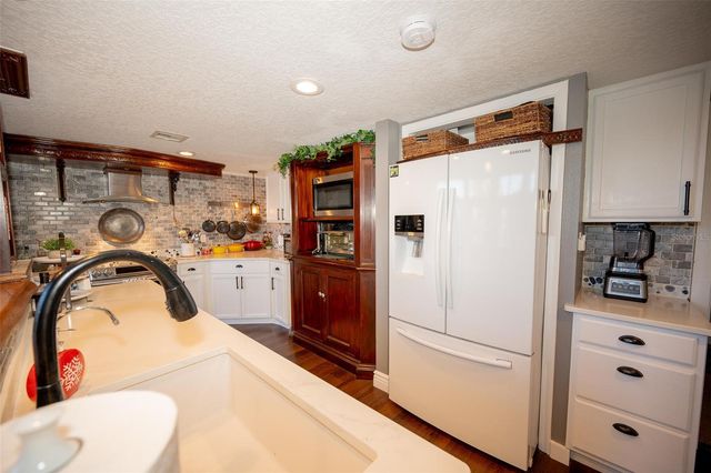 9807 WEDGEWOOD LANE, Leesburg, FL 34788