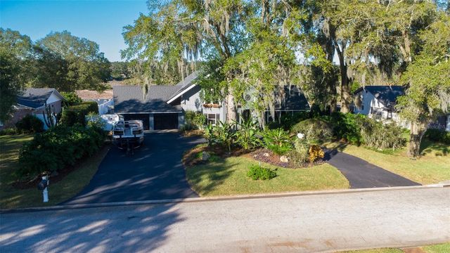 9807 WEDGEWOOD LANE, Leesburg, FL 34788