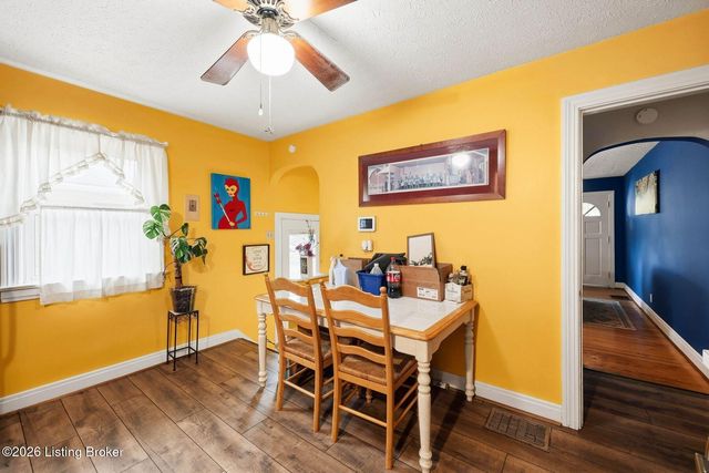 708 Parkway Dr, Louisville, KY 40217