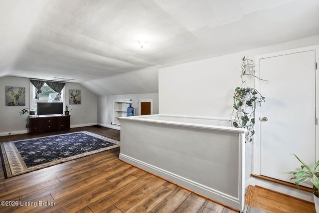 708 Parkway Dr, Louisville, KY 40217